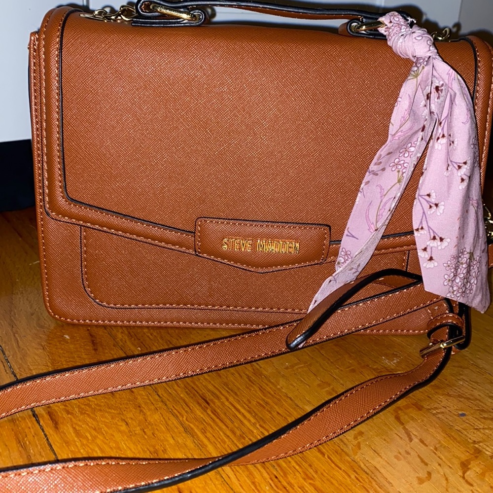 Steve Madden brown crossbody